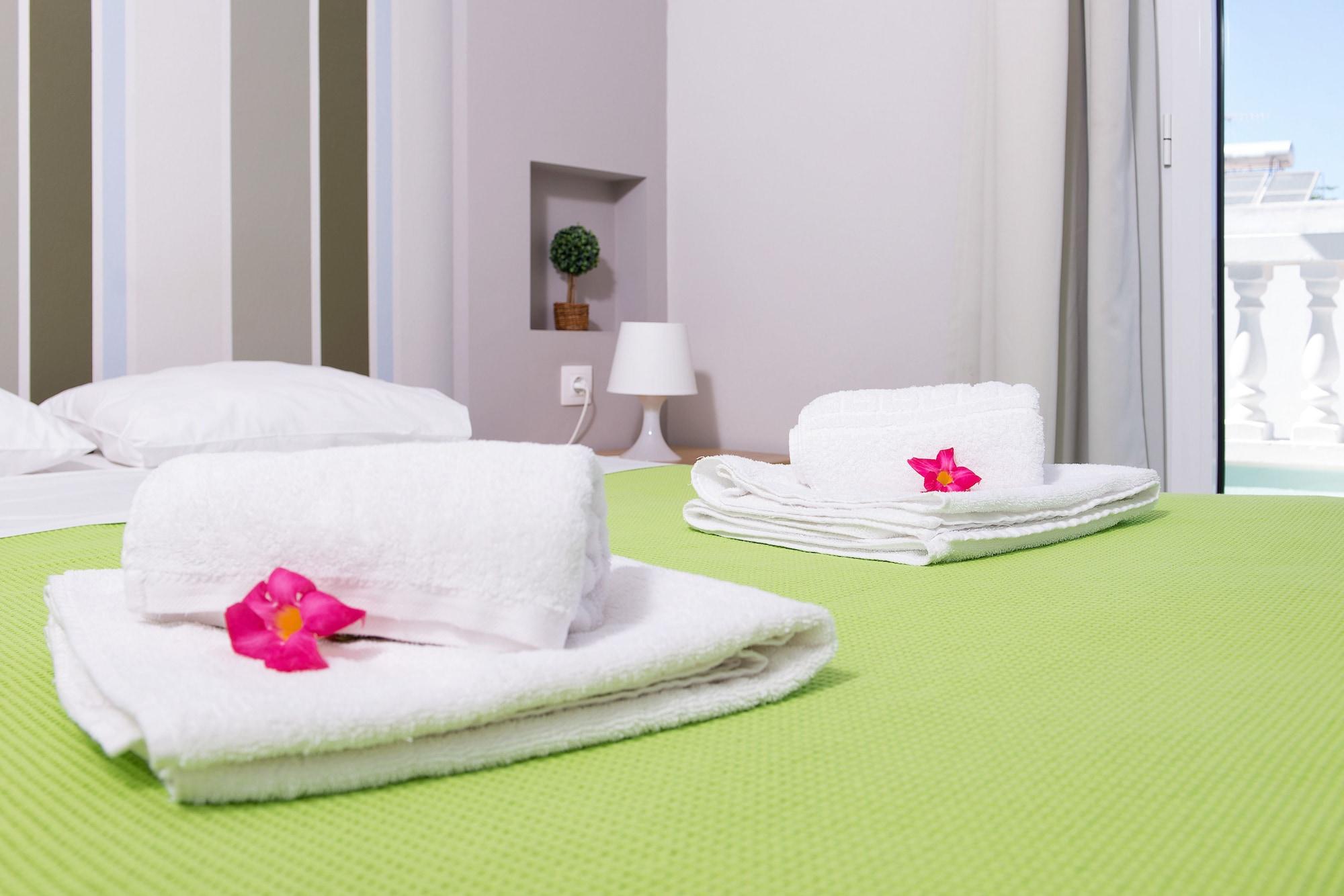 Ilios Stalis Aparthotel Exteriör bild